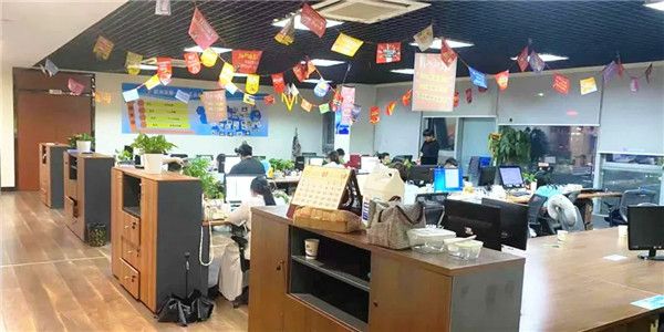 杭吉商会走访会员单位杭州浙聚信息咨询技术，共促信息技术咨询发展